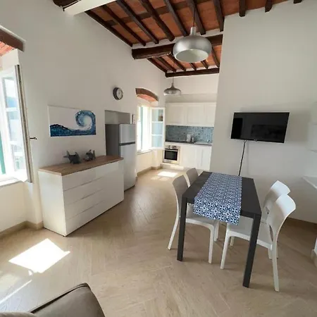 Apartment Casa Mirella Porto Azzurro